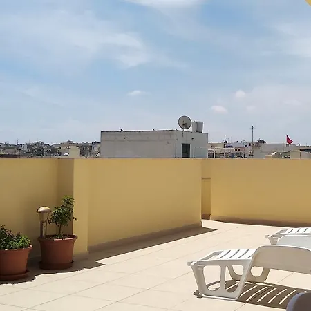 Studio Flat With Large Terrace Santa Vennera